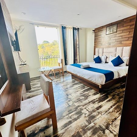 Hotel Royal Orbit By Arony Hospitality Dehradun Exterior photo