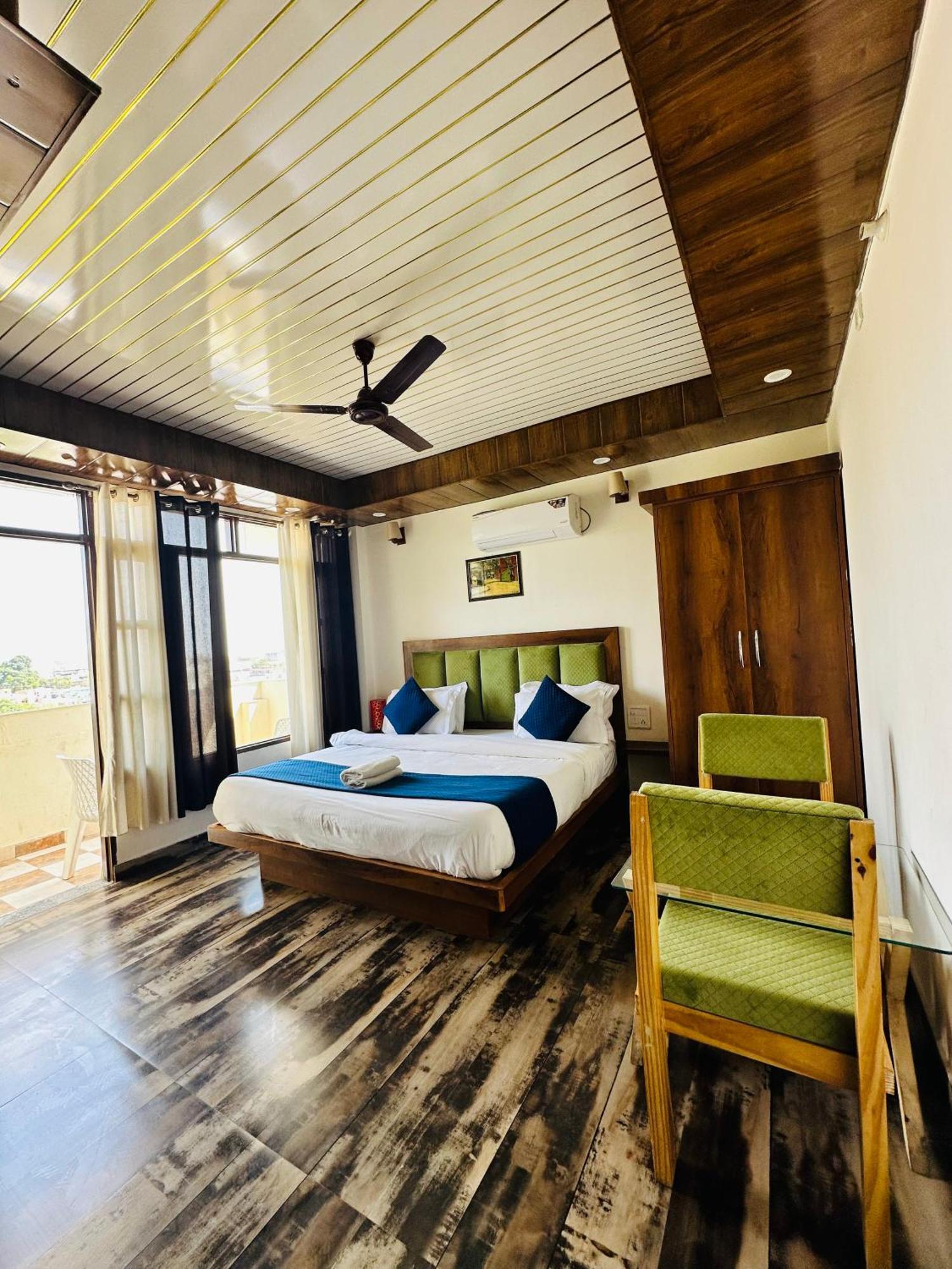 Hotel Royal Orbit By Arony Hospitality Dehradun Exterior photo